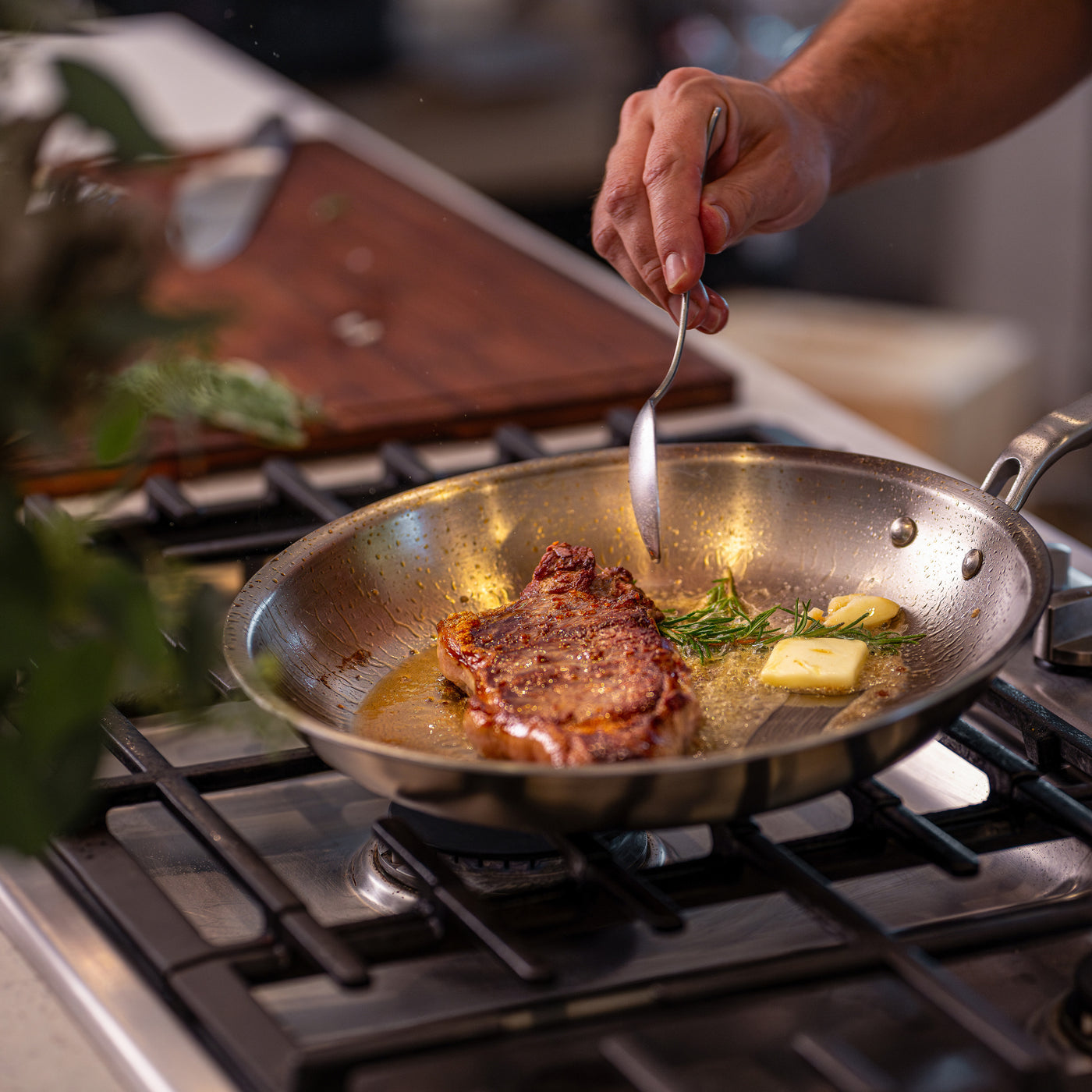 Heritage Steel 2 Qt Saucepan with Lid – The Seasoned Gourmet